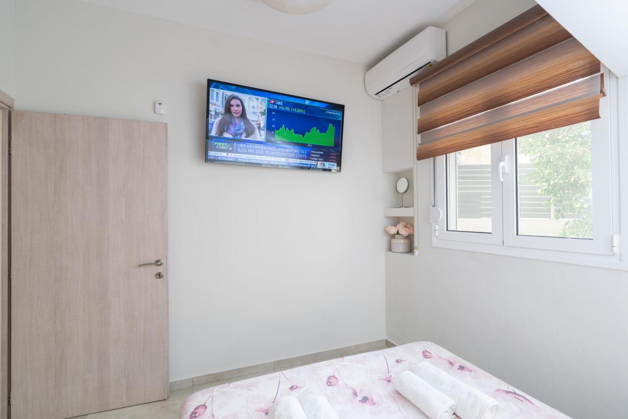 Appartement Neon Apartment, Modern, High Quality, Apt,