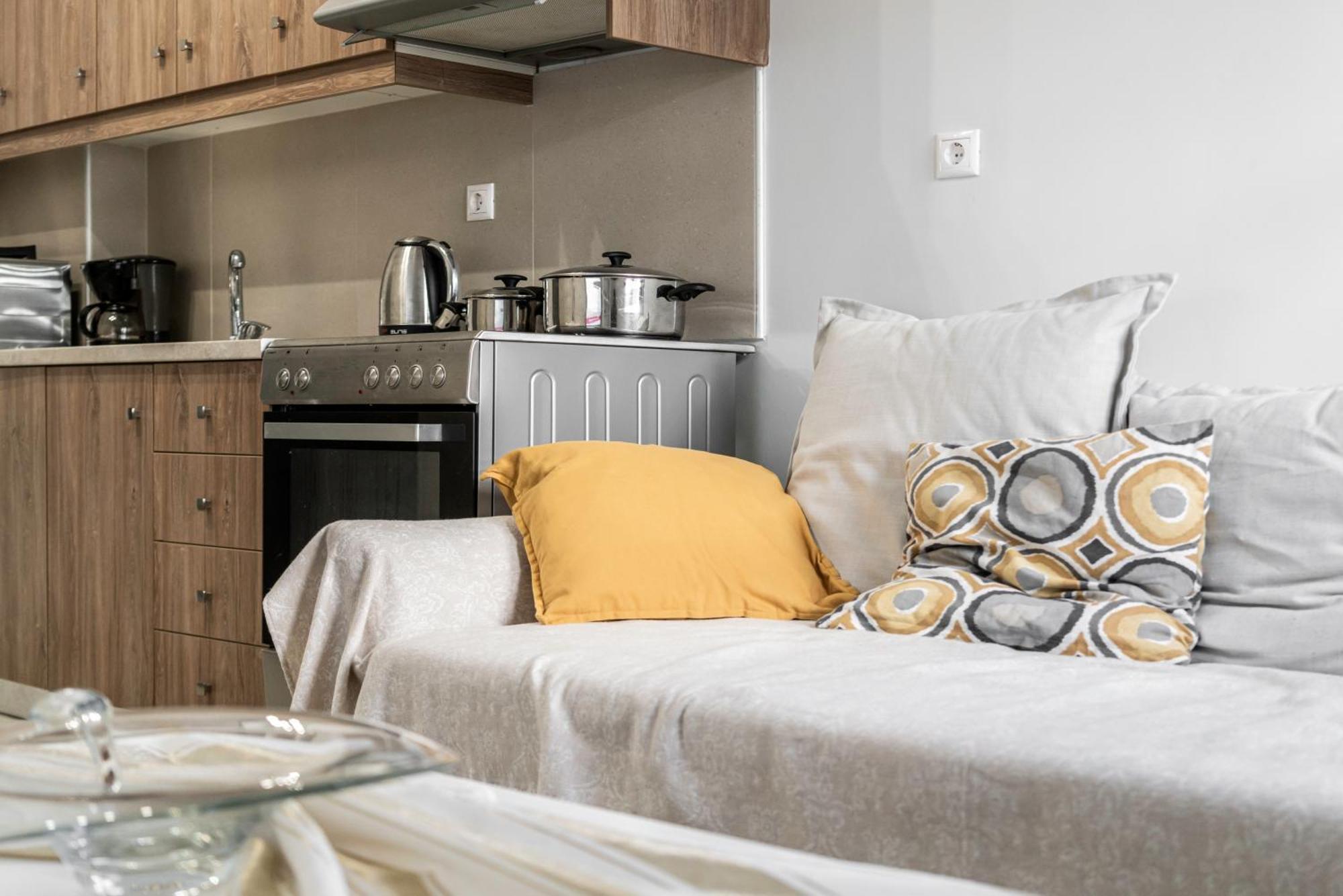 Neon Apartment, Modern, High Quality, Apt, Appartement *